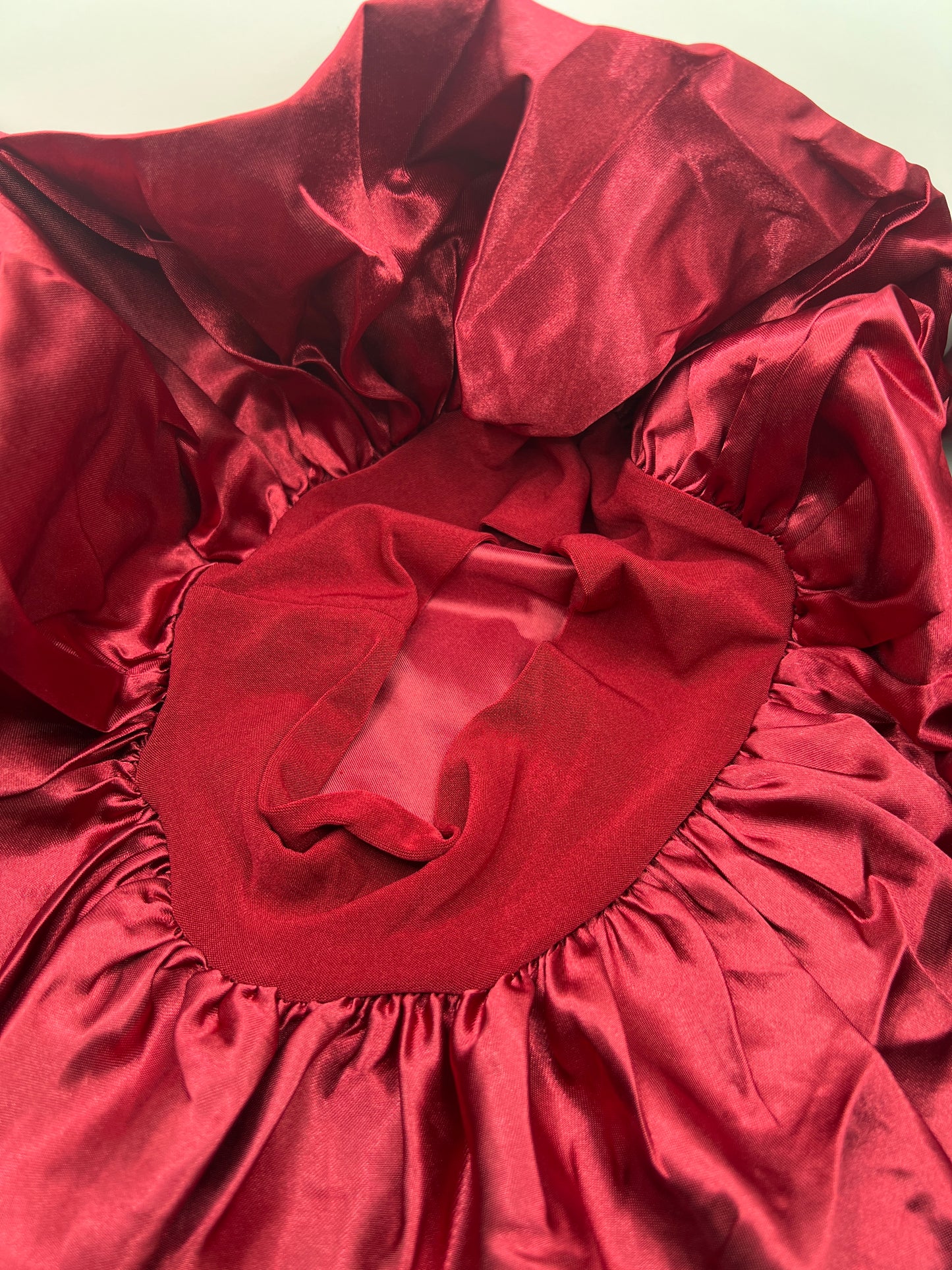 Women's bonnets